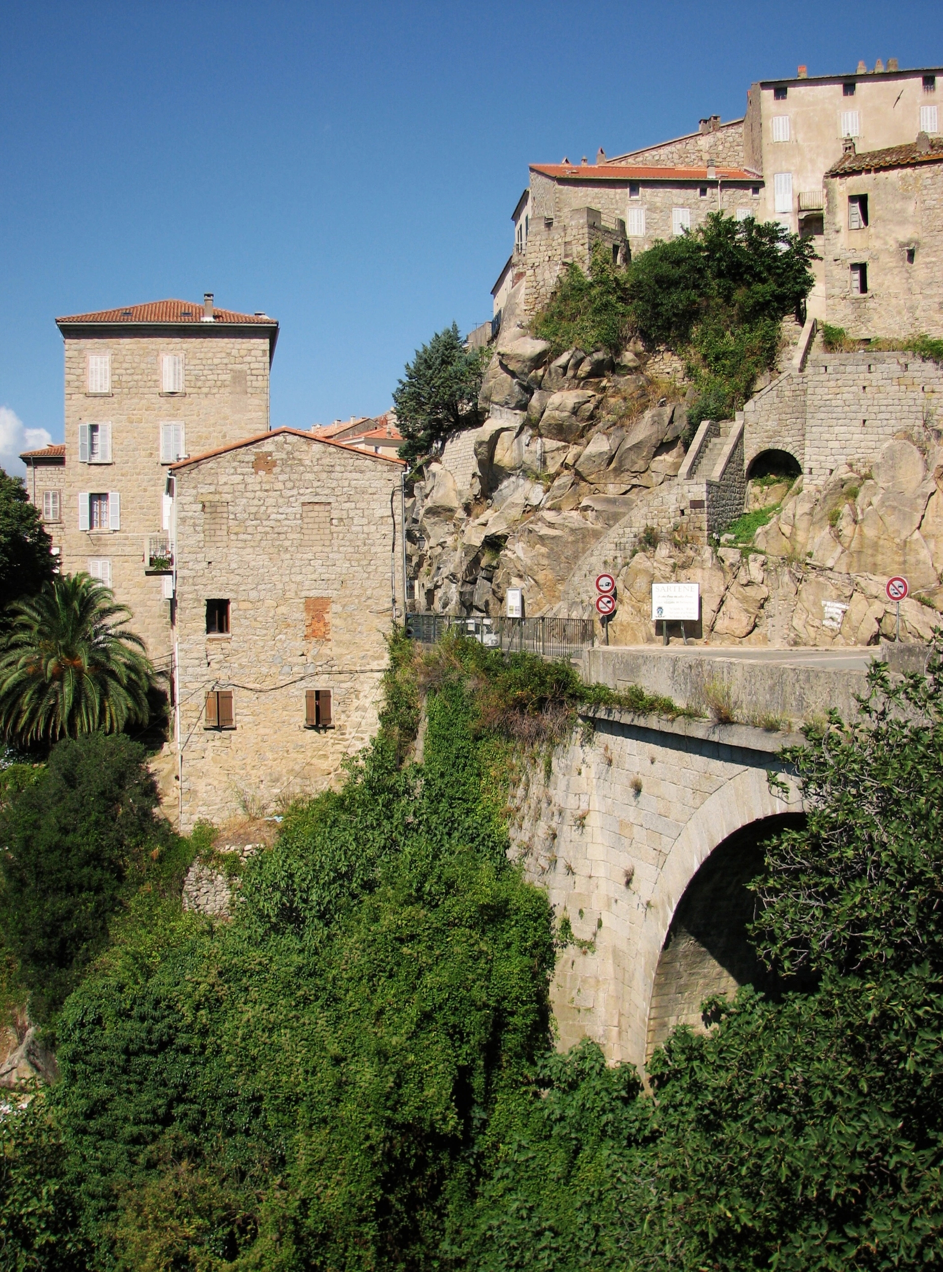 Visiter Sartène depuis notre résidence de vacances à Propriano