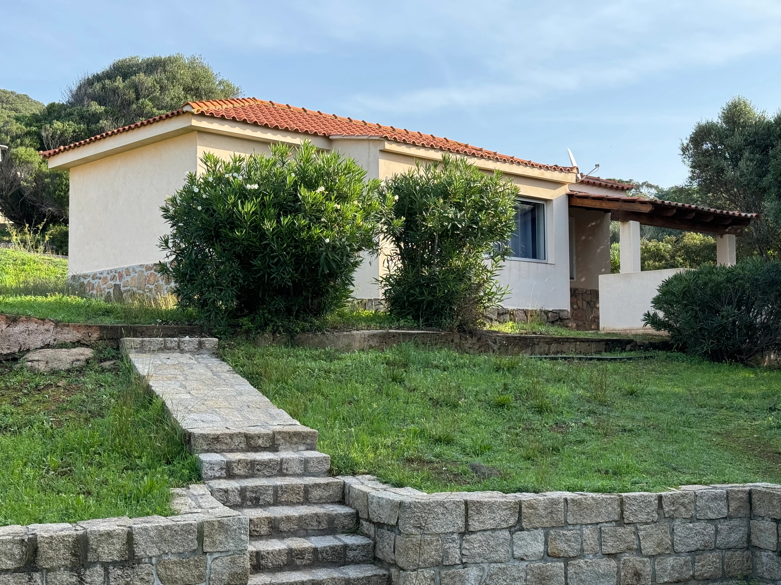 Mini villa en location à Propriano